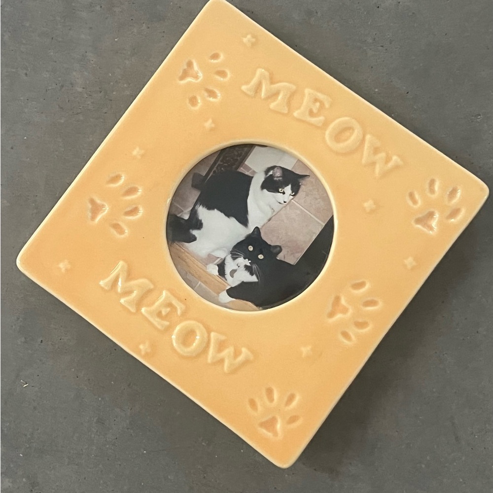 Russ Yellow Ceramic “Meow” Cat Photo Frame 6” x 6”